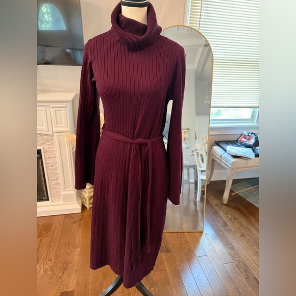 Julia Jordan maroon Ribbed Mock Neck Sheath Dress with bell sleeves - Picture 1 of 4
